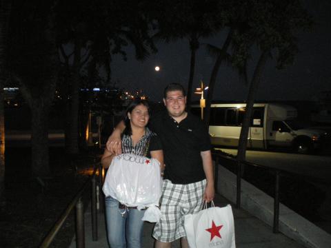 Ali Sanchez and Ana Virginia Garcia Castellon at Bayside Market Place-May 8 2009 (2)