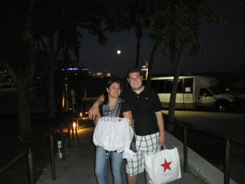 Ali Sanchez and Ana Virginia Garcia Castellon at Bayside Market Place-May 8 2009