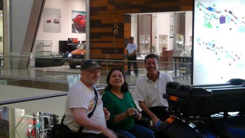Ronald, Myriam Norman with Jorge Quiros