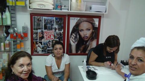 Veronica Alfaro, Dayana Alfaro, Myriam Norman and Marielos Palacios