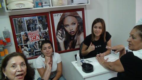 Veronica Alfaro, Dayana Alfaro, Myriam Norman and Marielos Palacios