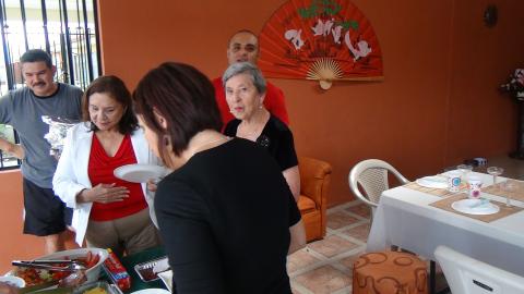 Time To Eat Freddy Garcia Sr., Myriam Norman, Steven Strasburger, Venessa Rodriguez and Ana Luica Castellon's Mother