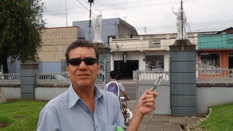Jorge Quiros At Cemetery