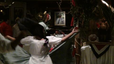 A Look Around the Resturant