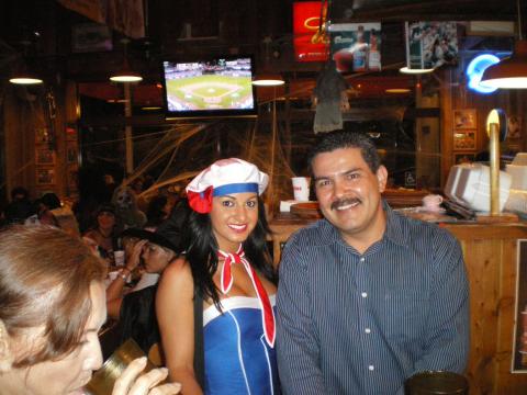 Freddy Garcia Sr. With the Hooter's Waitress 10-31-2009
