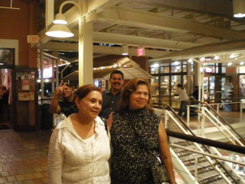 Myriam Norman, Hilda Casado,  Jorge Campos and Freddy Garcia 10-31-2009