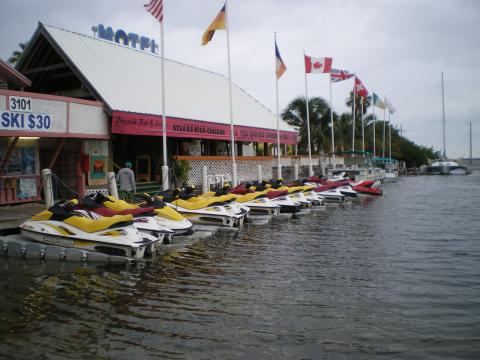 Ski Boats Behind the Motel 10-18-2009