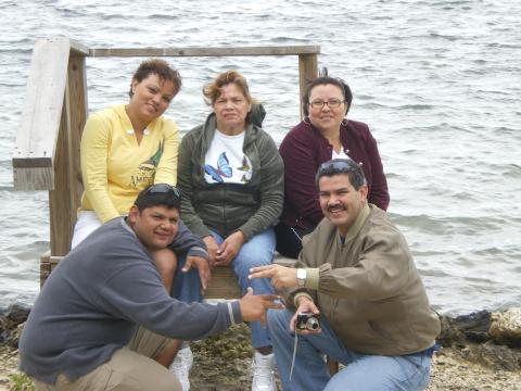 JoAnna, Jorge Campos, Hilda Casado, Ana Lucia Castellon and Freddy Garcia Sr. 10-18-2009