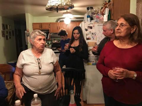 Maria Esterati -Rosy Garcia- Alex Barrios - Crystall Caceres, Christopher Caceres 1-1-2018